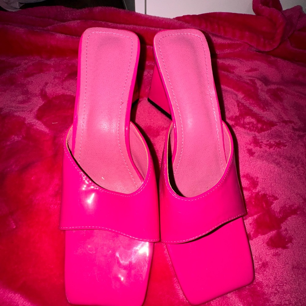 Women's Pink Heeled Mules